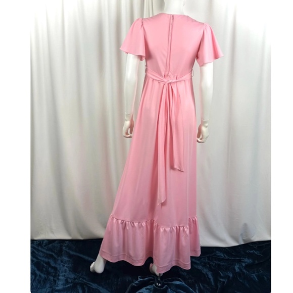 Vintage 1960’s 1970’s Flutter Short Sleeved Maxi Dress in Bubblegum Pink • XS/S - Picture 10 of 10